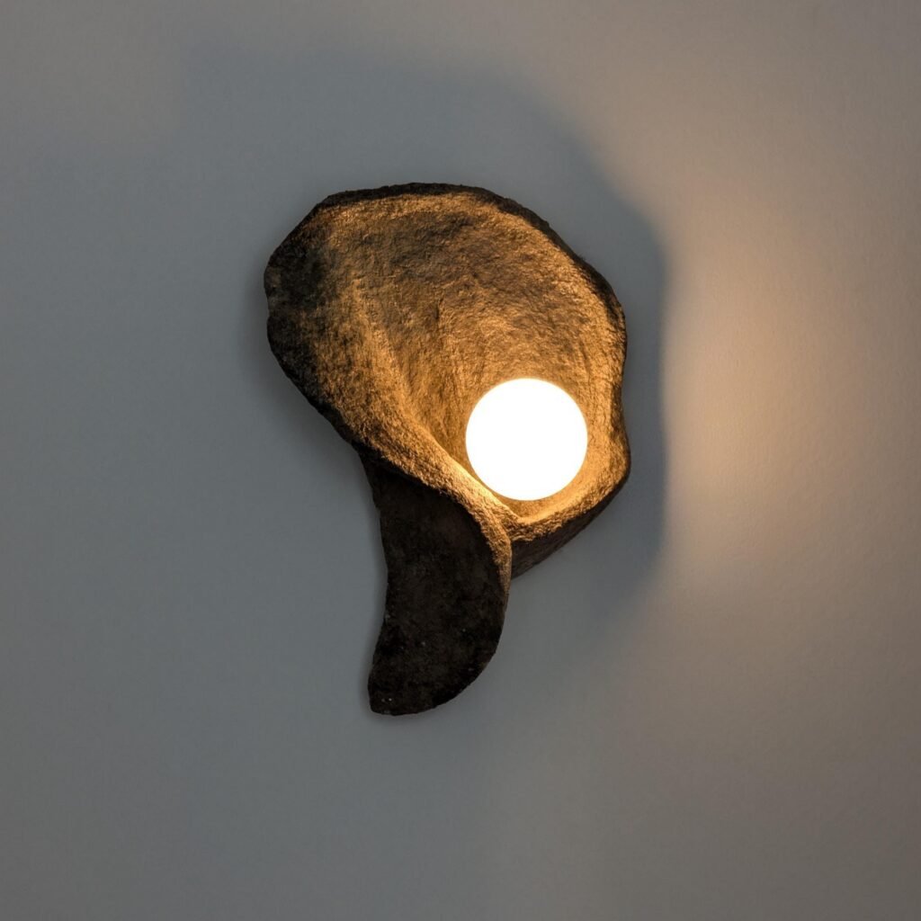 Perla Papier Mâché Wall Light con bombilla de perla · foto 2